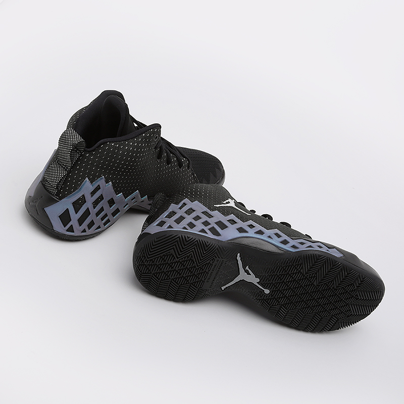 мужские черные баскетбольные кроссовки Jordan Jumpman Diamond MID CI1204-002 - цена, описание, фото 5